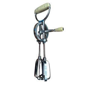 Flint Vintage Hand Crank Egg Beater Mixer Stainless Steel Blades Kitchen Tool